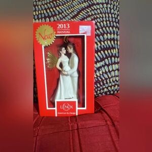 Lenox Fine Figurine 7" 2013